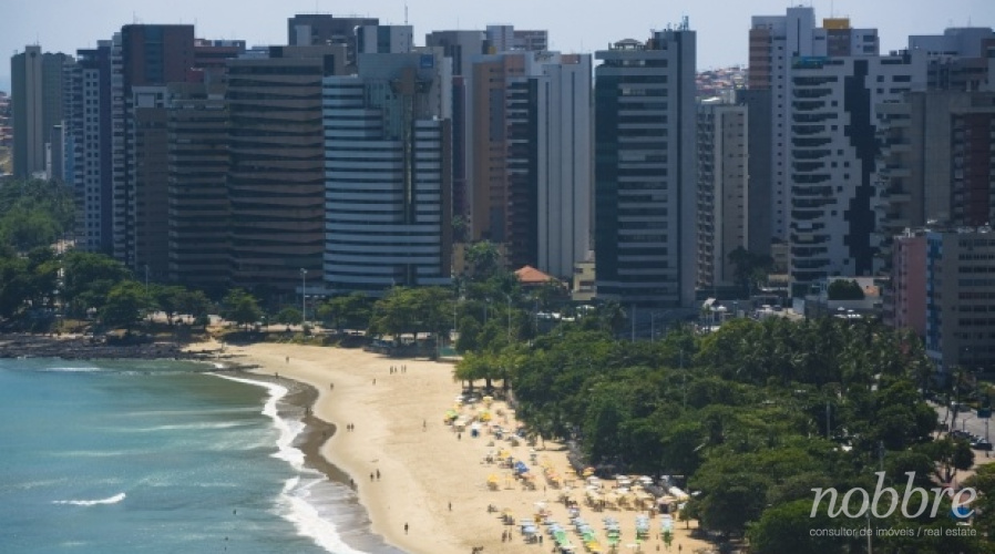 Apartamento um por andar para vender em Fortaleza